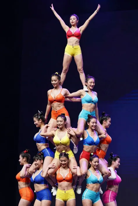 人間ピラミッド頂上ポーズ💪✨