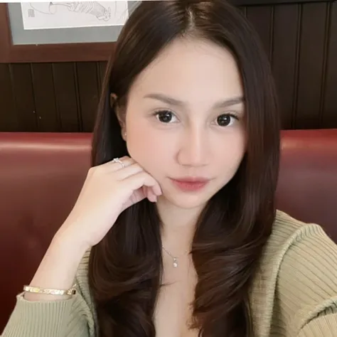 Apriapriliani(IG:Apriapriliani)