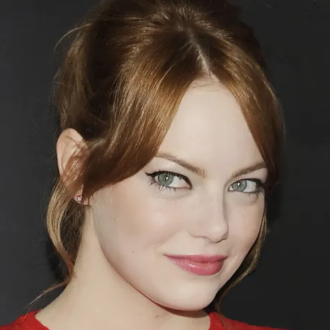 Emma Stone 2025