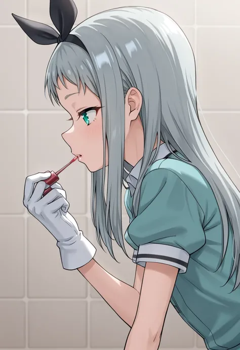 Applying Lipstick (Applicator)_rel_260420