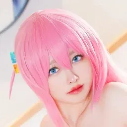 Huang Cosplay Idol Face 1