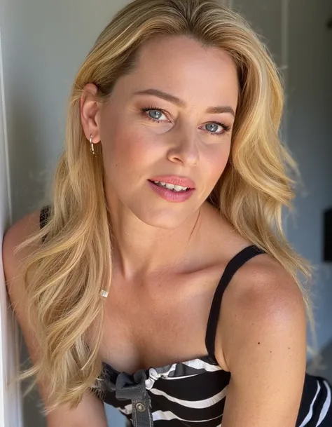 Elizabeth Banks FLUX