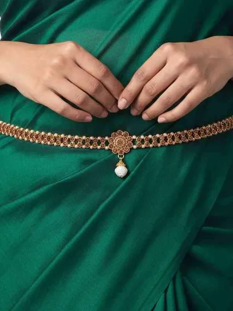 Waist Chain Flux v1.0