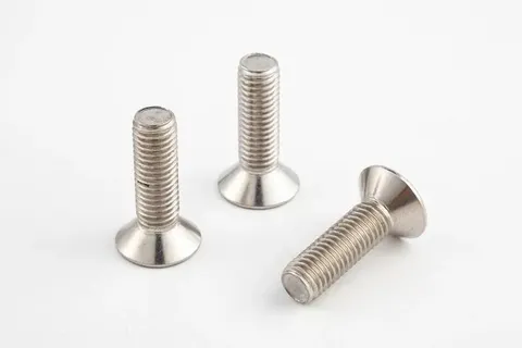 Product photo retouching