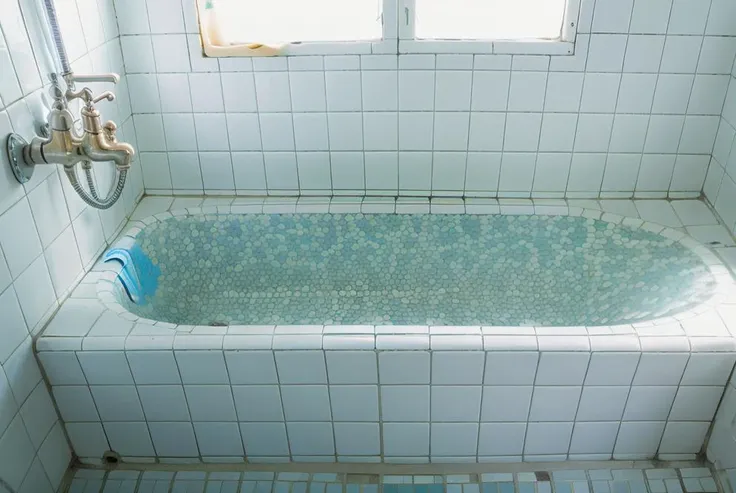 masterpiece, high quality,  a Taiwan old bathtub with a blue and white tile floor and walls and a shower head and a faucet ,8k uhd, dslr, soft lighting, high quality, film grain, Fujifilm XT3<lora:1_Taiwan old bathtub_1v5_768_0001BD5e_NR128NA128off:0.8> ti...