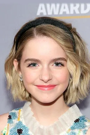 McKenna Grace 3