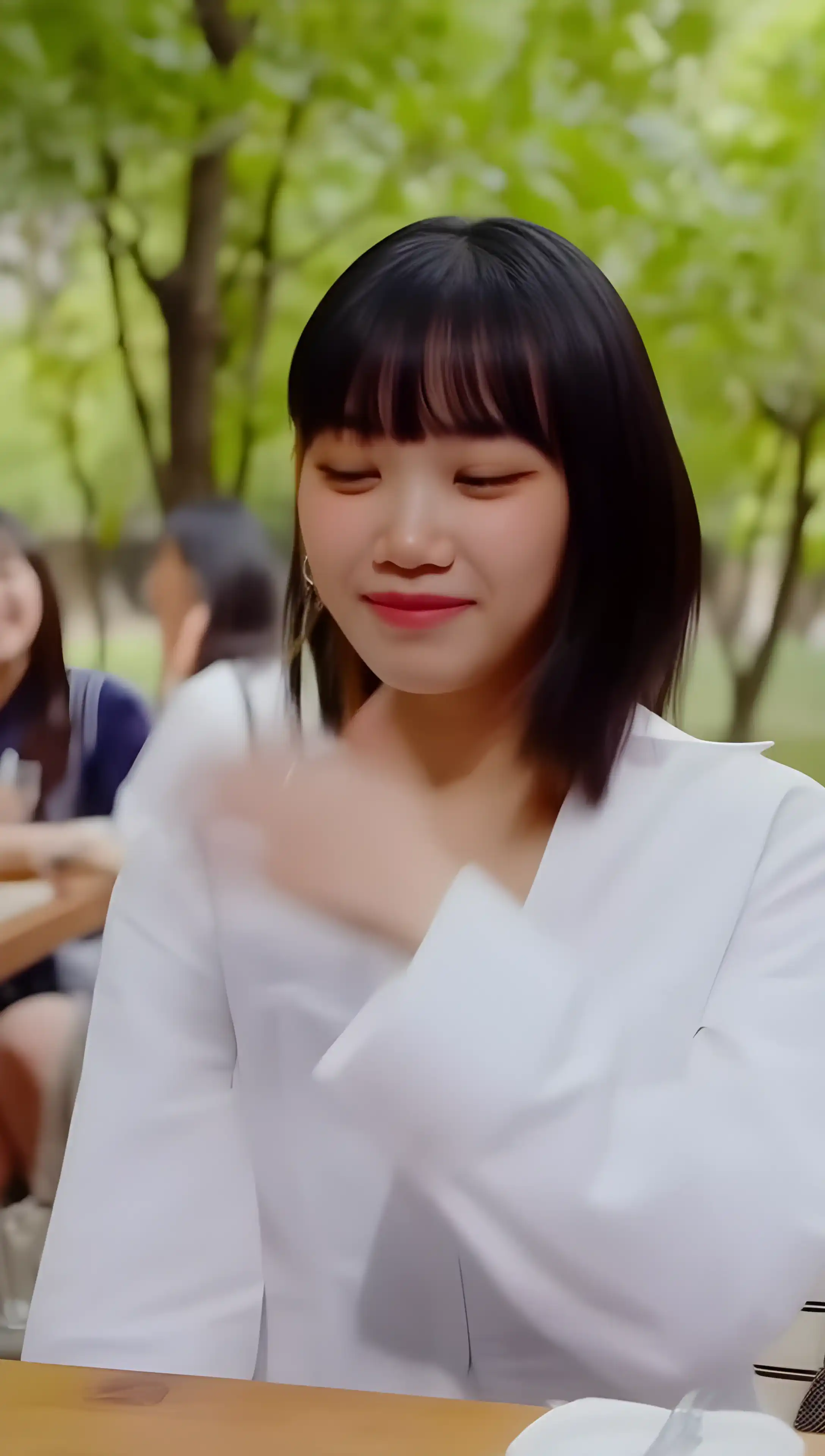 LE SSERAFIM Kim Chaewon Sour Grapes