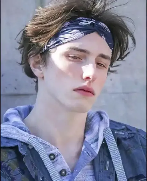 萬 2.2--熔融岩漿轉化