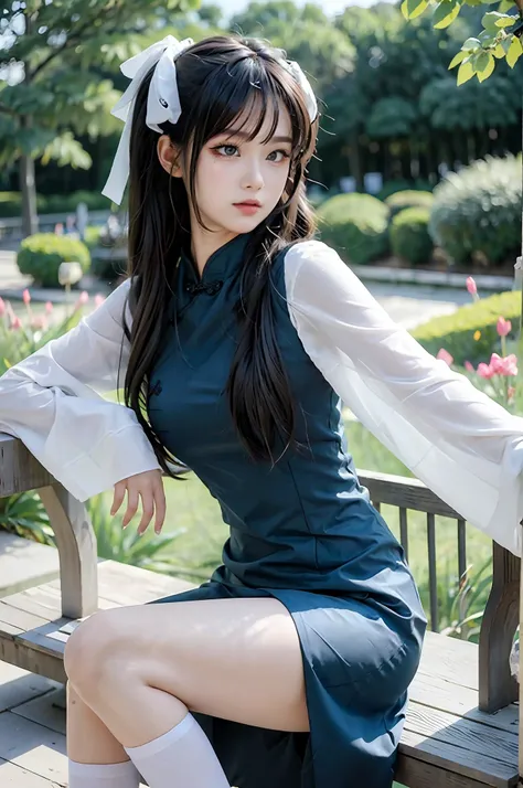 Fashion trendy beautiful and charming woman, gentle and charming Chinese beautiful woman, delicate and sexy collarbone, charming oval face, double eyelids, smart peach blossom eyes, pink lips, small nose, bare shoulders, focus on the face, close-up of the ...