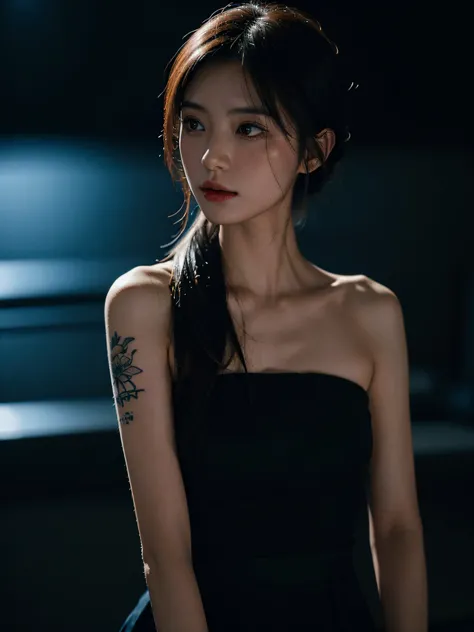 best qualtiy，tmasterpiece，超高分辨率，（真实感：1.4），RAW photogr，1girl，cropped shoulders，in the darkness nigth，deep shading，low tune，cold light，TATTOO