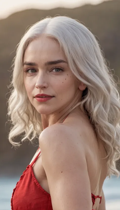 Emilia Clarke, red bikini, peitos grandes