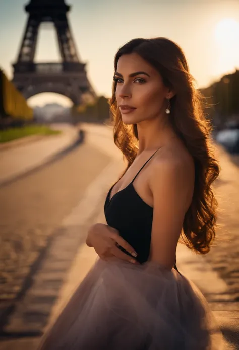 femme (femelle) Attractive near the Eiffel Tower, cheveux bruns, Pose sexy, Sun behind, Vue attrayante,Prise de vue moyenne, gros seins, vue de face