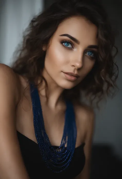 Arab woman with a white tank top and necklace, fille sexy aux yeux bleu, Arabe, Portrait Sophie Mudd, cheveux bruns et grands yeux, selfie of a young woman, Yeux de chambre, Violet Myers, sans maquillage, maquillage naturel, looking straight at camera, Vis...