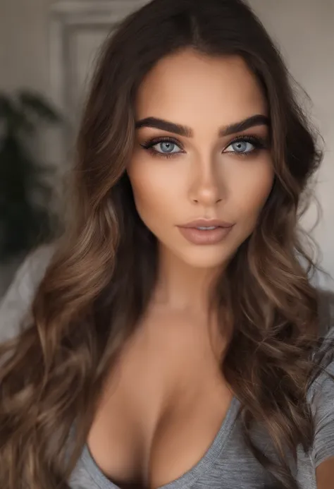 Arafed Mujer con camiseta con mangas y bragas a juego, Chica sexy con ojos marrones, Retrato Sophie Mudd, cabello rubio y ojos grandes, en el club, Selfie de una mujer joven, Ojos en el dormitorio, Violeta Myers, ohne Maquillaje, Maquillaje natural, starin...