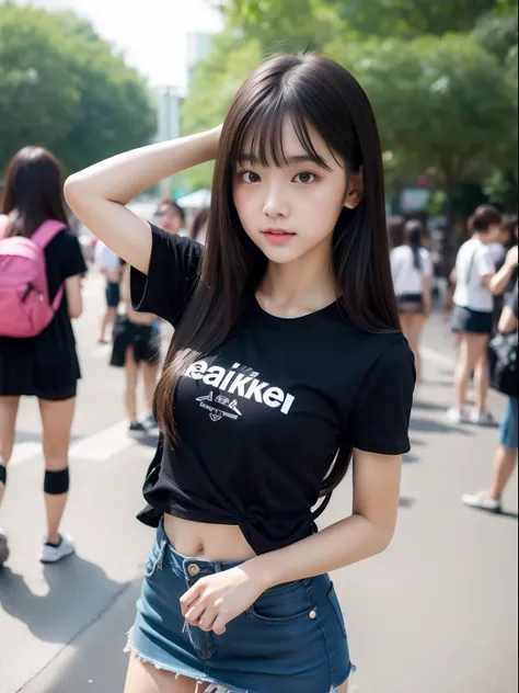 年轻，(a miniskirt)，a black T-shirt，teens girl，Delicate body，petite body，Delicate body，small tits，tiny chest，A dark-haired，Very Longhair，An amusement park，backpack