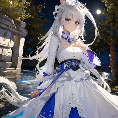 White moonlight maiden