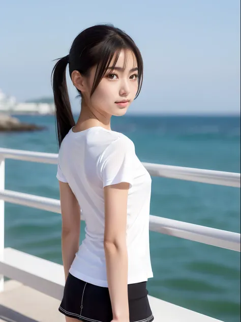 Looks Back，年轻，(a miniskirt)，tshirts，teens girl，Delicate body，petite body，Delicate body，small tits，tiny chest，Short，A dark-haired，Twin-tailed，poneyTail，sea side