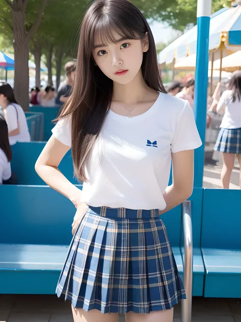 年轻，(pleatedskirt，Blue plaid mini skirt)，White T-shirt without sleeves，teens girl，Delicate body，petite body，small tits，tiny chest，A dark-haired，Very Longhair，An amusement park，((tthin eyebrows))，bangss