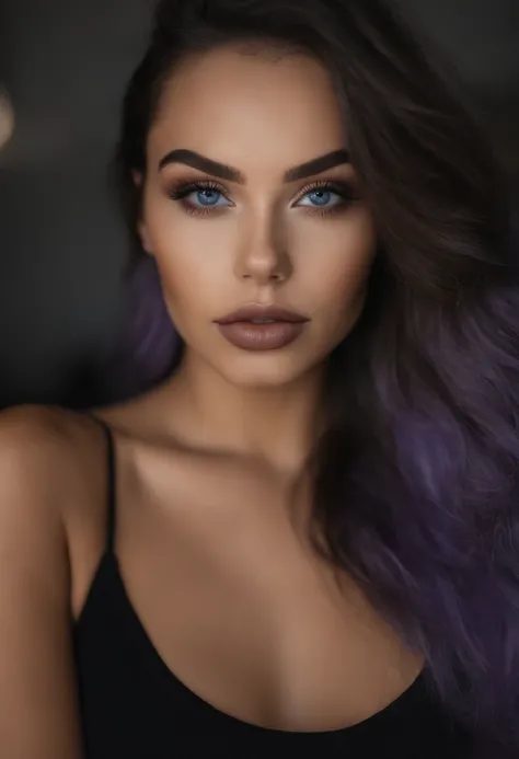 Mujer con camiseta sin mangas y bragas a juego, Chica sexy de pelo negro con ojos azules, Retrato Sophie Mudd, Retrato de Corinna Kopf, cabello rubio y ojos grandes, selfie de una mujer joven, Ojos en el Violet Myers Club, Maquillaje OHNE, Maquillaje natur...