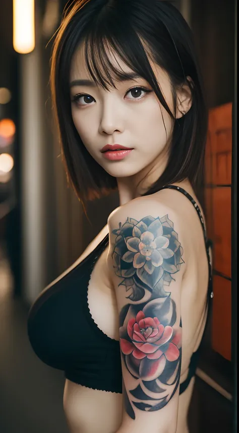 In Shinjuku、Woman with tattoos all over her body、An ultra-high picture quality、Japan tattoo、An ultra-high picture quality、8K、16 K、RAW image quality