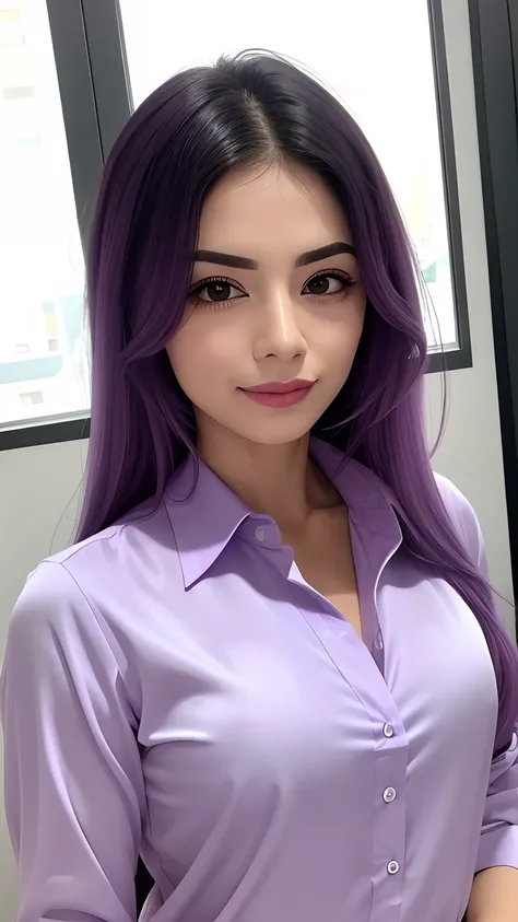 nice woman,baixinha  de cabelo cacheado cor castanho escuro (foto realista) Photo in office silk shirt in lilac color