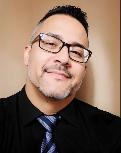 there is a man with glasses and a tie posing for a picture, Cristiano Orrillo, andres rios, cerca de 3 5 anos, foto de perfil profissional, Postagem no Reddit, foto de perfil headshot, Tiago Zapata, Carregado, Joel Torres, foto do perfil, imagem de perfil,...