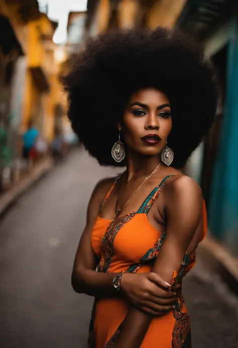 Mulher afro, negra, na comunidade do Rio de janeiro