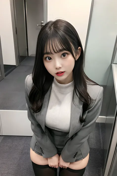 huge tit、g-cup、Woman in grey suit、Wearing a gray miniskirt、Height 145 cm、25-years old、Mouth open、Squatting in an empty office、Im looking at it from above