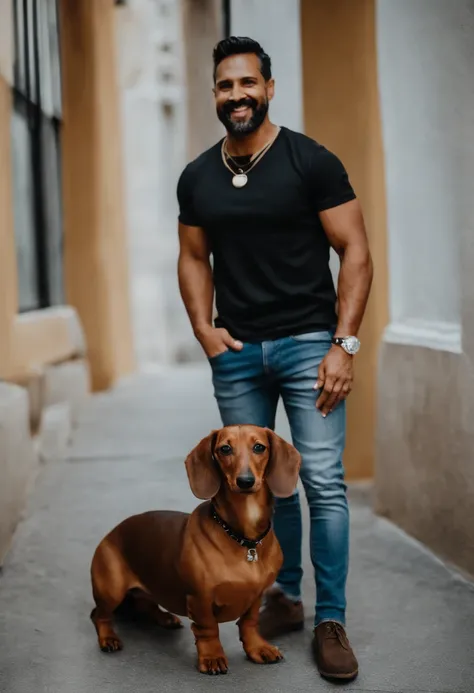 Casal com um cachorro dachshund preto e caramelo. A mulher tem os cabelos cacheados, Camiseta cinza e jeans claros. O homem magro de cabelos pretos liso e curto com cabelos grisalhos, bigode e cavanhaque finos e curtos, Dark blue jeans and gray t-shirt. Th...