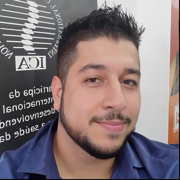 homem com barba e camisa azul sorrindo, andres rios, Eloy Morales, Alex Flores, zigor samaniego, Joel Torres, José Moncada, danilo torres, Jose Miguel Romano Francisca, Alex Yanes, victor maristane, Tons infantis, luiz escanuela, david rios ferreira, Crist...