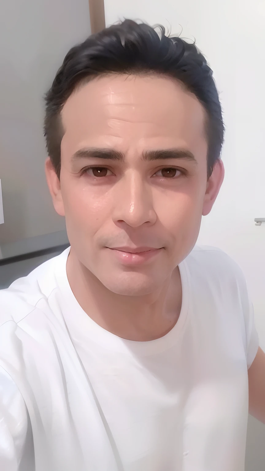 there is a man that is taking a selfie in the mirror, victor maristane, Homem de 4 0 anos, Carmelo Blandino, (38 anos), andres rios, david rios ferreira, caio santos, 38 anos, Jose Miguel Romano Francisca, henry ascensio, john jude palencar, ramil sunga, i...