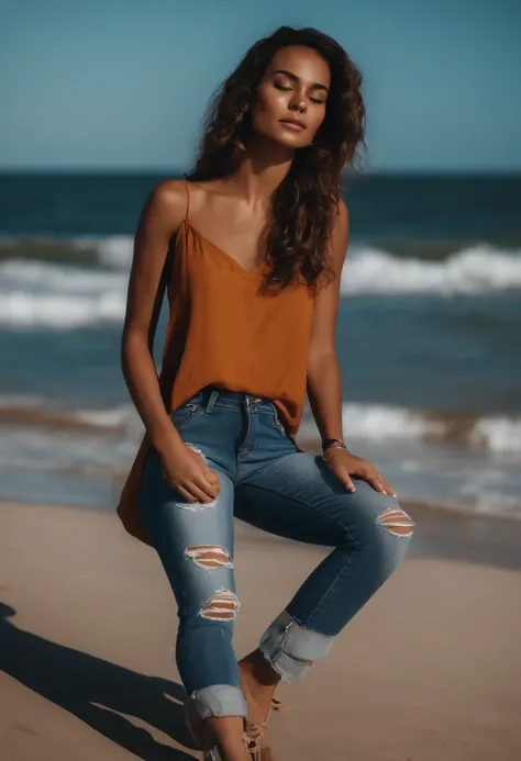 Menina de cabelo marrom e longo e uma blusa roxa com uma gato ao lado, short jeans no joelho na praia e tenis no pe com uma camera no pescoso