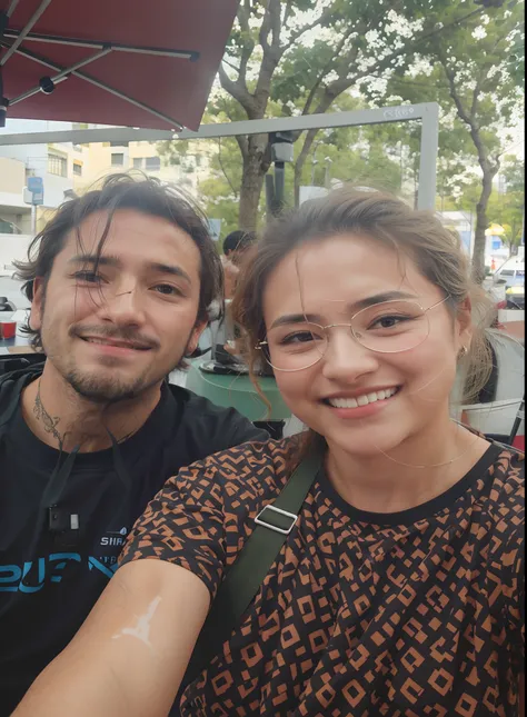 there is a man and a woman sitting at a table, FotograFia selFie 8k, Directed by: Nandor Soldier, F / 1. 9 6. 8 1 mm iso 4 0, imagem de qualidade muito baixa, imagem de perFil, Directed by: David Ruby, par, 4 k post, Postagem 4k, In Sao Paulo, Retrato tira...