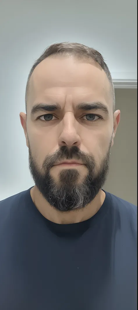 arafed man with a beard and a blue shirt looking at the camera, cara com barba, barba pequena, Fotografia selfie 8k, barba cheia, barba fina, barba aparada, (38 anos), cavanhaque curto, barba grisalha, barba longa do cavanhaque, barba curta, pequena barba ...