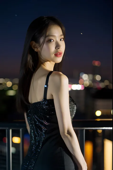 La mejor calidad, Obra maestra, Super High Resolution, Jennie de Blackpink con un vestido de encaje negro brillante, piel perfecta, On a balcony at midnight with the city behind