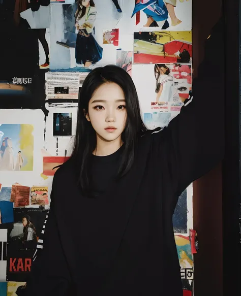 Woman standing in front of a wall covered with posters, jisoo do blackpink, Jisoo do Blackpink, Retrato Jisoo Blackpink, Retrato de Jossi de Blackpink, jossi do blackpink, TaeJune Kim, Krystal, Kimi Takemura, Heonhwa Choe, Kim Doyoung, Lee Ji-eun, Lee Ji -...