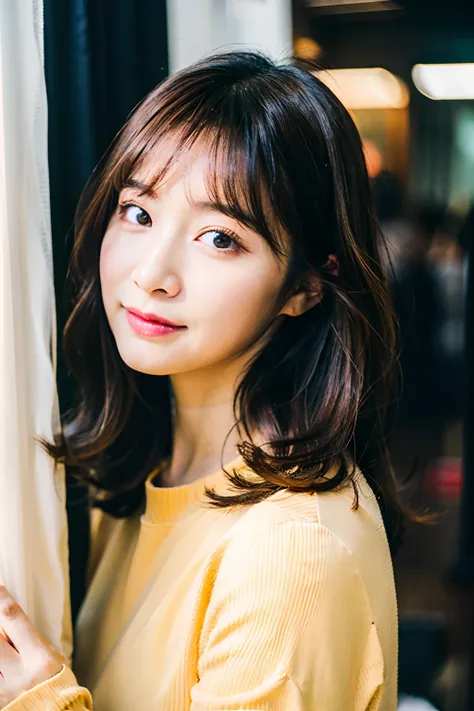 Woman in her early 30s、curtain bangs、dark brown hair、loose wavy hair、Korean Hair