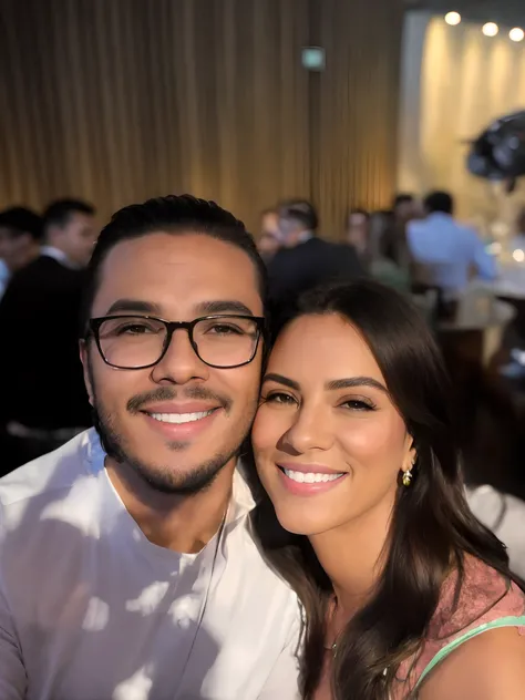 Casal sorridente posando para uma foto em um evento formal, Casal feliz, foto do perfil, Directed by: Nandor Soldier, imagem de perfil, imagem de qualidade muito baixa, Lovely couple, foto de perfil headshot, 4 k post, Postagem 4k, qualidade muito baixa, c...