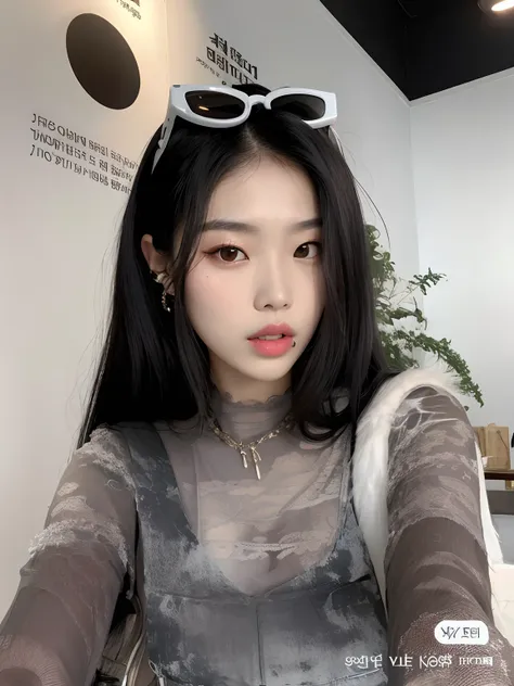 A closeup of a woman with sunglasses on her head, Ulzzang, linda mulher coreana jovem, cruel korean goth girl, menina coreana, Mulher sul-coreana bonita, mulher coreana jovem bonita, jennie blackpink, branco hime corte penteado, Jinyoung Canela, Heonhwa Ch...