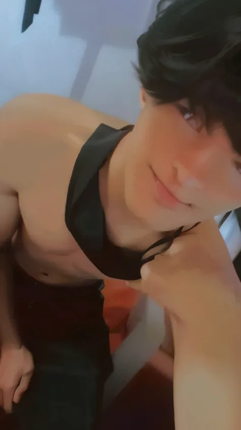 tem um homem de gravata sentado, 18 anos, Twink, korean muscle boy 2 1 years old, 2 2 anos, 1 6 anos, handsome japanese demon boy, tommy 1 6 anos de idade, foto de perfil, 21 anos, ele tem cerca de 20 anos, ele tem cerca de 2 0 anos de idade