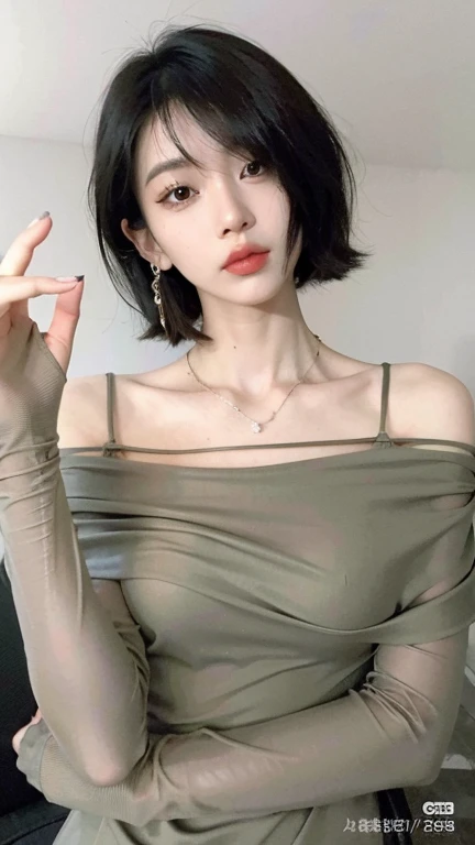 A closeup of a woman with a cigarette in her hand, Ulzzang, menina coreana, cruel korean goth girl, Roupa aberta v peito, Mulher sul-coreana bonita, Modelo de moda feminina coreana, foto de modelo de menina slim, linda mulher coreana jovem, 2 Modelo femini...