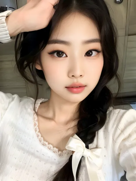 there is a woman with long hair and a white shirt, maquiagem sul-coreana popular, maquiagem coreana popular, Ulzzang, young adorable korean face, korean face features, wan adorable korean face, mulher coreana jovem bonita, linda mulher coreana jovem, Mulhe...