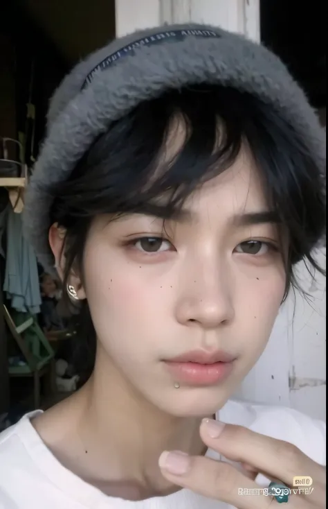 puffy woman with hat and white shirt posing for a photo, 1 7 - ano - menino rosto magro, androgynous face, south east asian with round face, Jimins right eyelid swollen, sardas brancas, com rosto preciso, androgynous person, pale round face, com rosto redo...