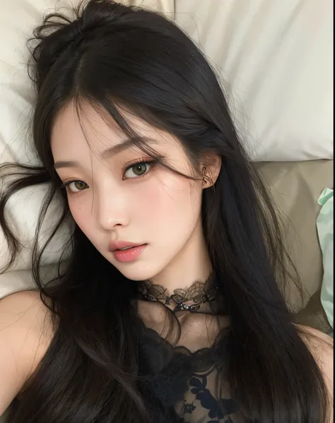 There is a woman lying on the bed with a black top, jennie blackpink, Bella Hadid, com cabelos longos e olhos penetrantes, Gongbi, Asian girl, with pale skin, linda Delphine, menina sexy com olhos verdes, Retrato de Jossi de Blackpink, Anna Nikonova aka Ne...