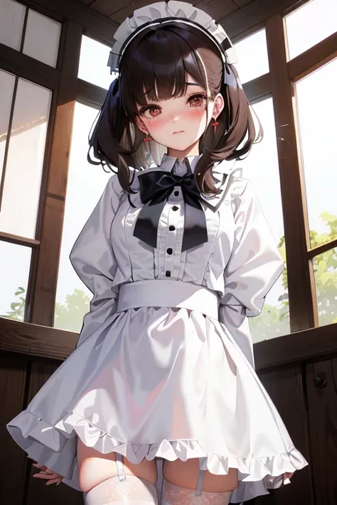 tucking up the skirt、Woman showing underwear in embarrassment、blushed face、White underwear、Panchira,　 Department of Landmines　A dark-haired 、White panties are visible、Sujiman、slit　,Lolita Fashion,