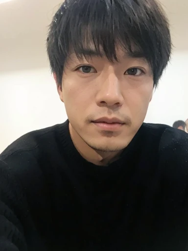 there is a man that is taking a selfie with his cell phone, Tomohiro Shimoguchi, Tanaka Katsu, Kosuke Ono, Nishimura Ghost Fury, Nakano Yusuke, Daisuke Tsutsumi, Masahiro Ito, yosuke ueno, Hiromasa Ogura, Takeyuki Kanda, Nagai Yuya