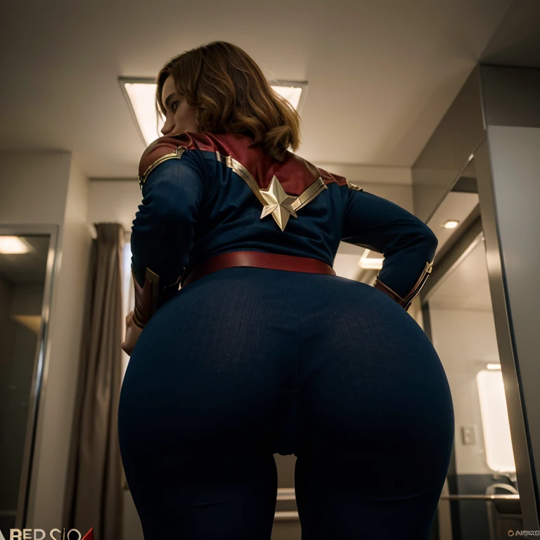 Captain Marvel showing off her big, voluminous ass in the back,focar na bunda,roupa apertada