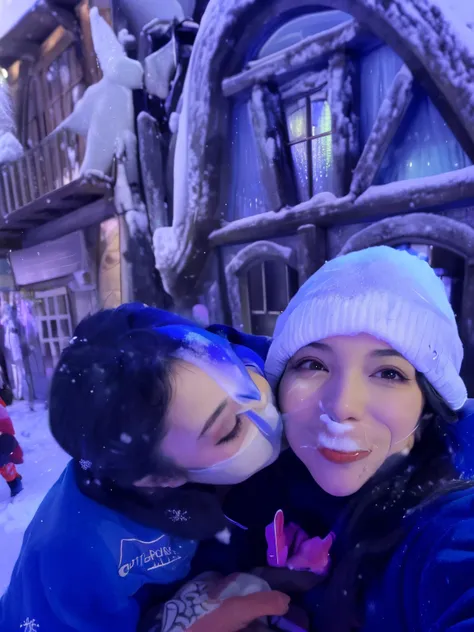 there is a man and a woman who are kissing in front of a building, beijando juntos fofos, apenas neve no fundo, imagem de perfil...