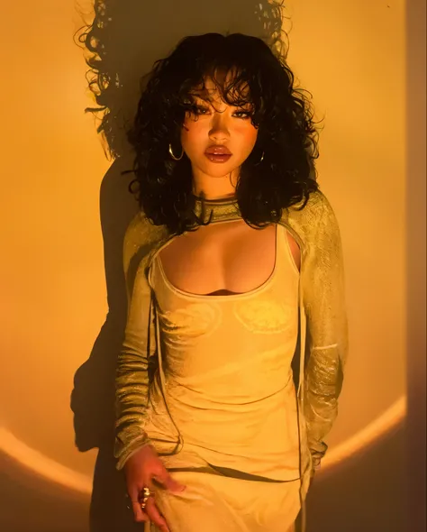 mulher araffe em um vestido amarelo posando para uma foto, Gato Doja, Charli XCX |, cynthwave, senhora sedutora, Dom Yunjoo, Cardi B, basia tran |, Madison Beer como Leeloo, solo photoshoot, Rihanna, foto de perfil, Foto promocional, Gongbi, Lulu Chen, tir...