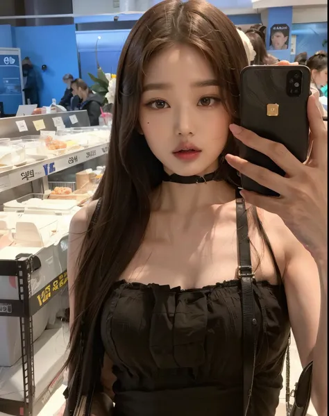 mulher araffe tirando uma selfie em uma loja com um celular, jennie blackpink, menina coreana, 18 anos, Asian girl, linda mulher coreana jovem, Beautiful Asian girl, 2 2 anos, Jaeyeon Nam, 21 anos, Lalisa Manobal, Mulher sul-coreana bonita, Xision Wu, 2 Mo...